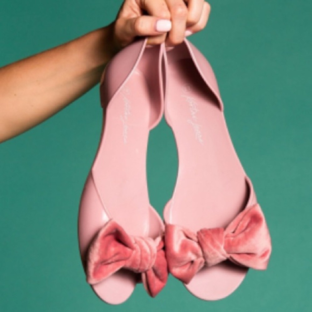 Kortni Jeane | Pink Jelly Shoes Size 6